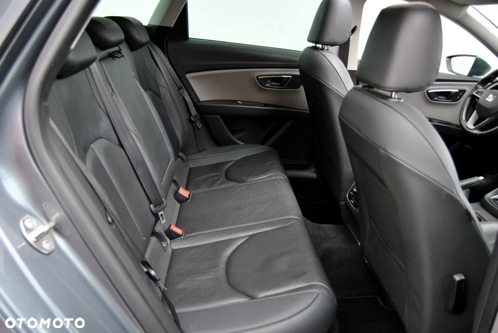 Seat Leon ST 2.0 TDI Start&Stop 4Drive DSG X-Perience - 20