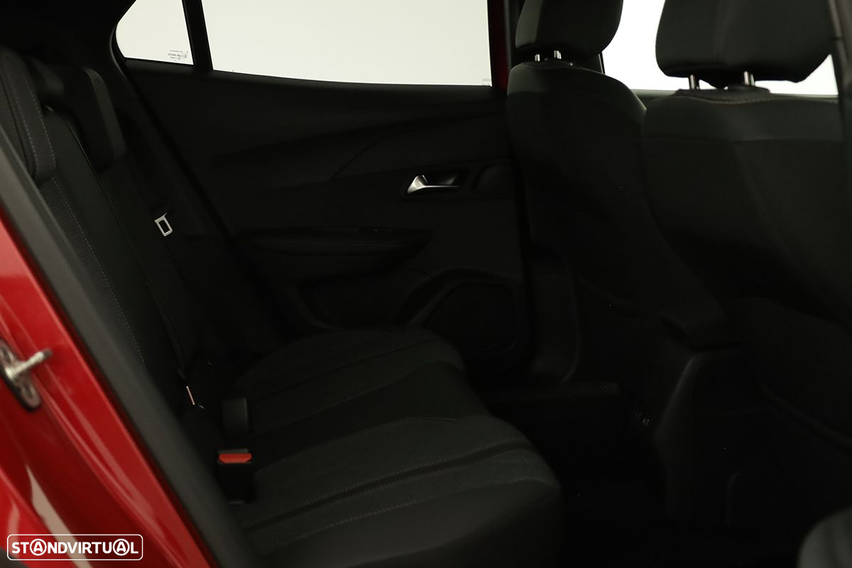 Peugeot 2008 1.2 PureTech Allure - 20
