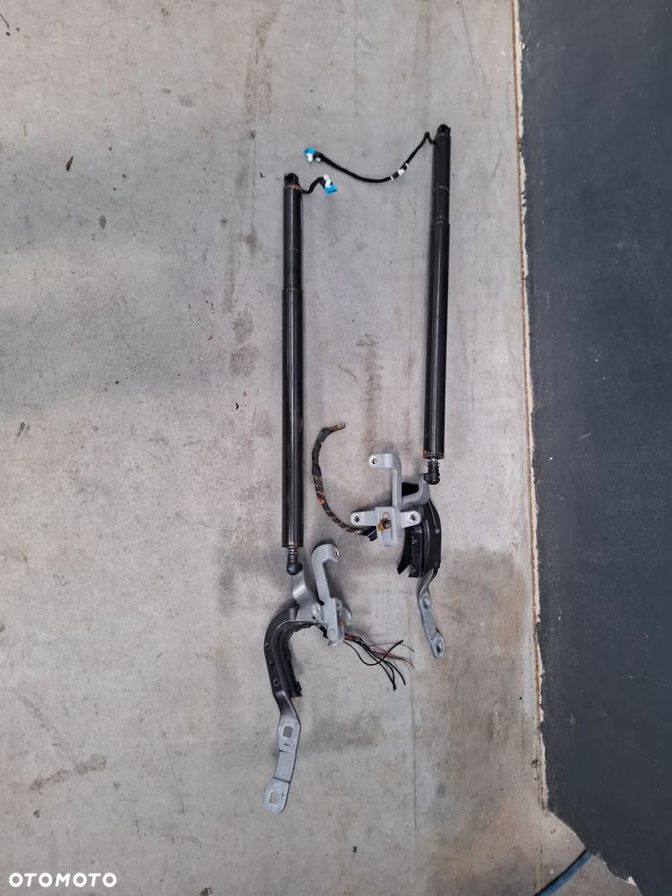 Bmw x4 G02 silowniki tylnej klapy - 3