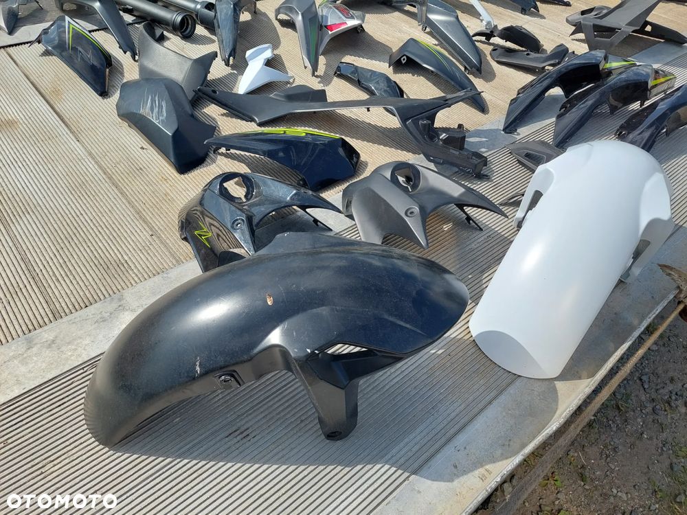 KAWASAKI Z650 błotnik owiewka czasza ogon lusterko - 7