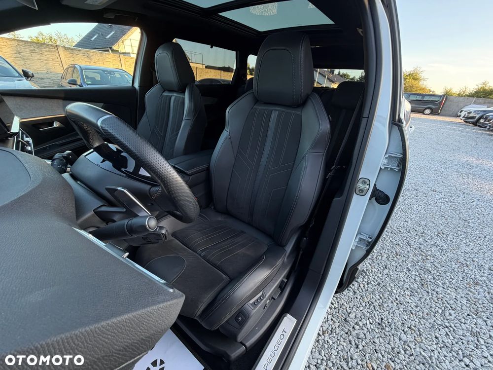 Peugeot 5008 PureTech 180 EAT8 Stop & Start GT - 27
