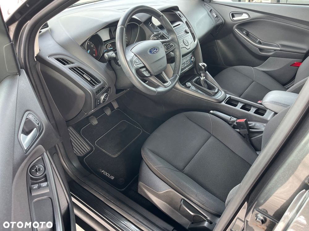 Ford Focus 1.5 EcoBoost Trend ASS - 19