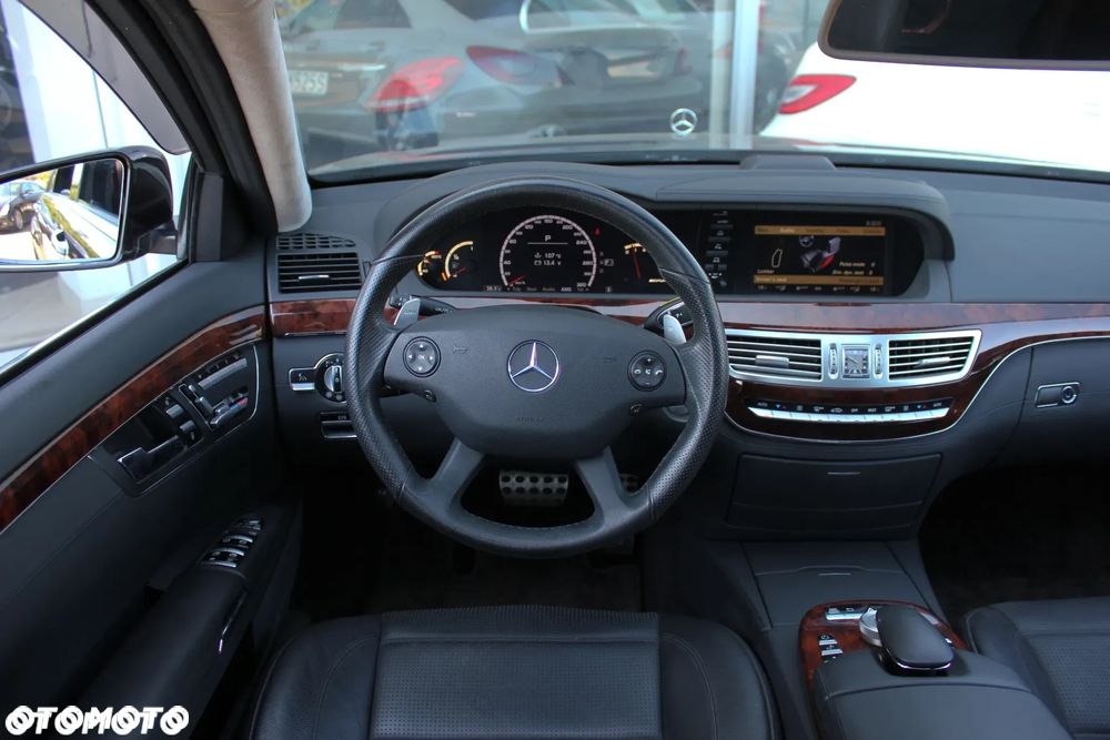 Mercedes-Benz Klasa S 63 AMG L 7G-TRONIC - 23