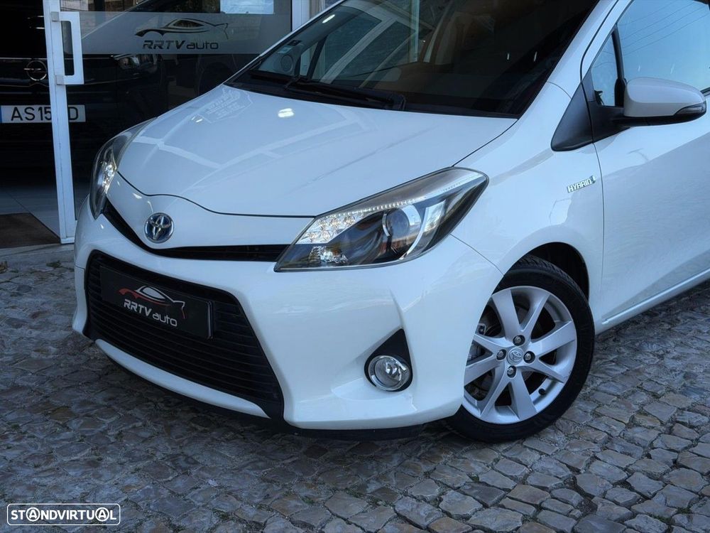 Toyota Yaris 1.5 HSD Comfort +P.Style+Navi - 19