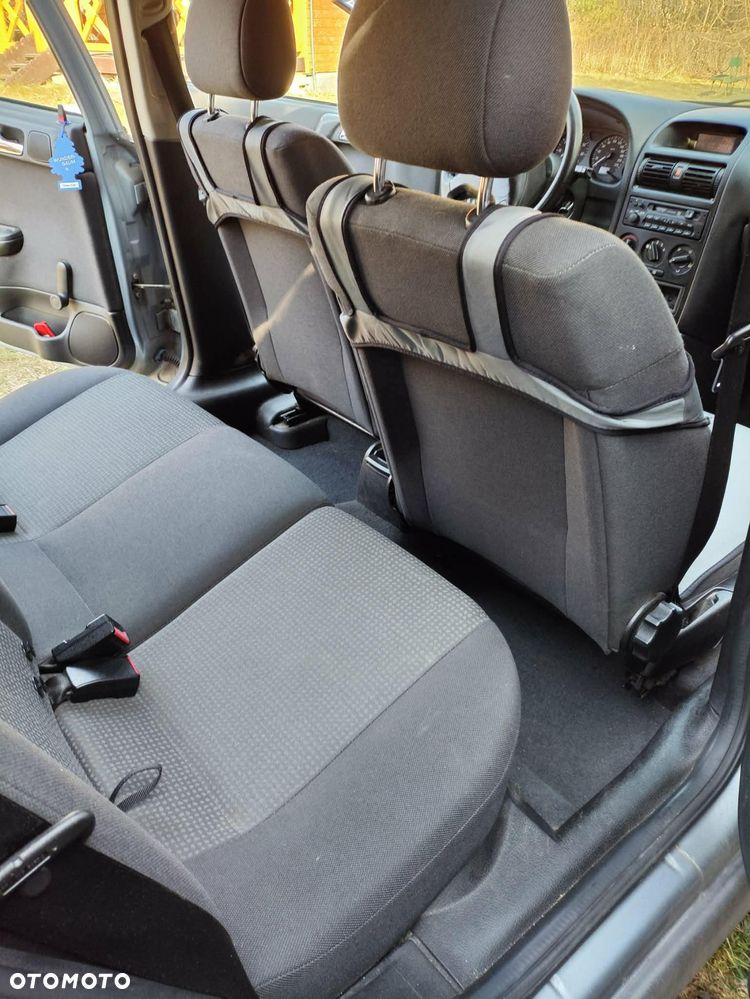 Opel Astra - 2