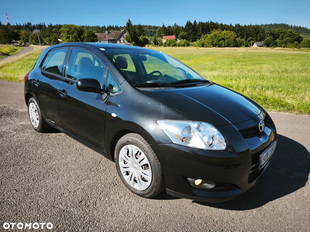 Toyota Auris 1.4 D-4D - 3