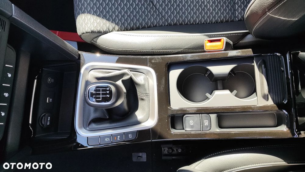 Kia Ceed 1.5 T-GDI Tribute - 16