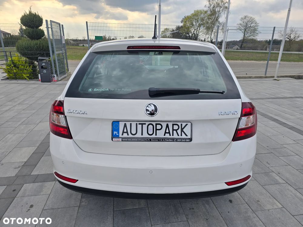 Skoda RAPID - 15