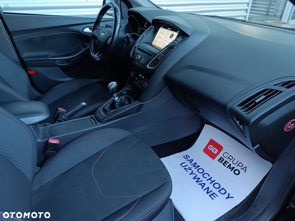 Ford Focus 2.0 EcoBlue ST-Line - 12