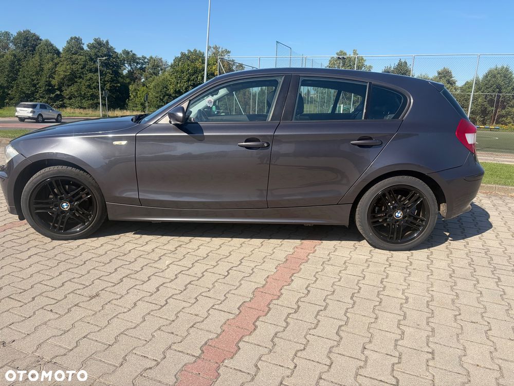 BMW Seria 1 - 12