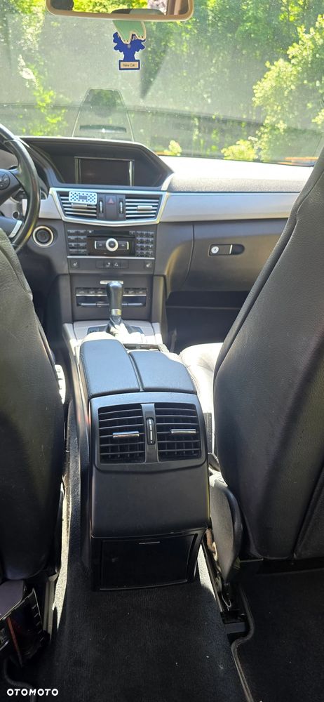 Mercedes-Benz Klasa E 250 CDI DPF BlueEFFICIENCY Automatik Avantgarde - 27