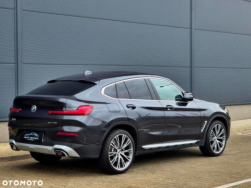 BMW X4 - 10