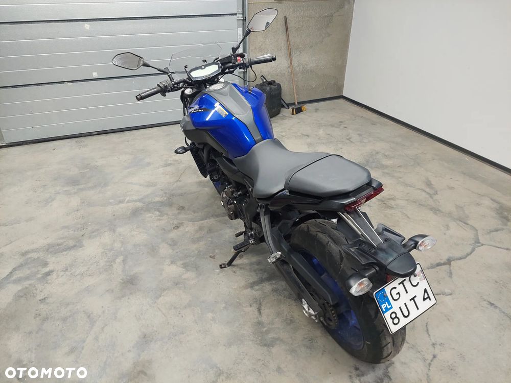 Yamaha MT - 5