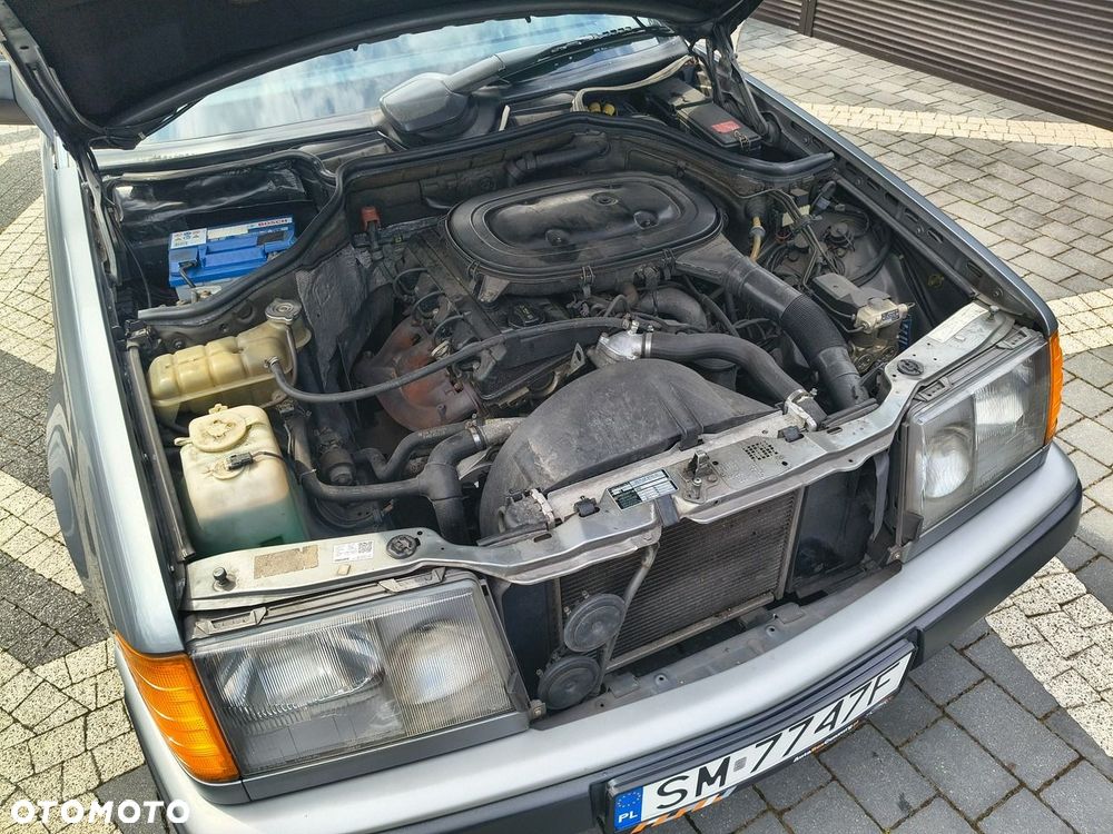 Mercedes-Benz W124 (1984-1993) - 27