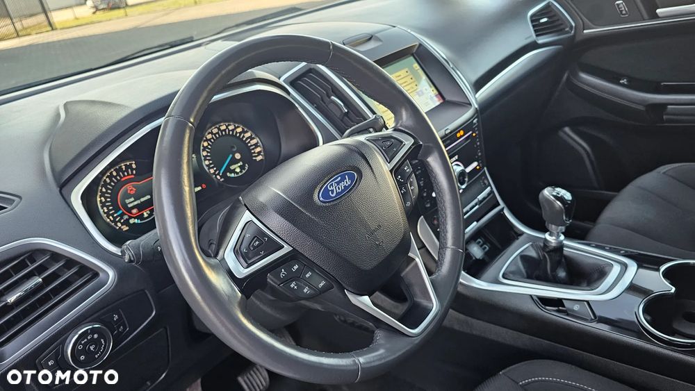 Ford S-Max - 9