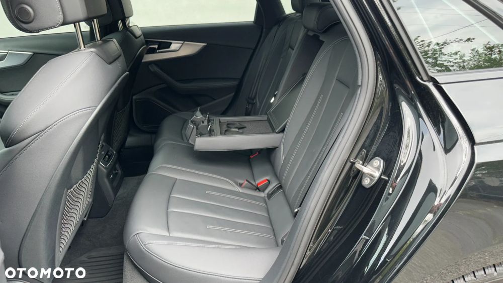 Audi A4 Limousine 45 TFSI quattro S tronic S line - 22