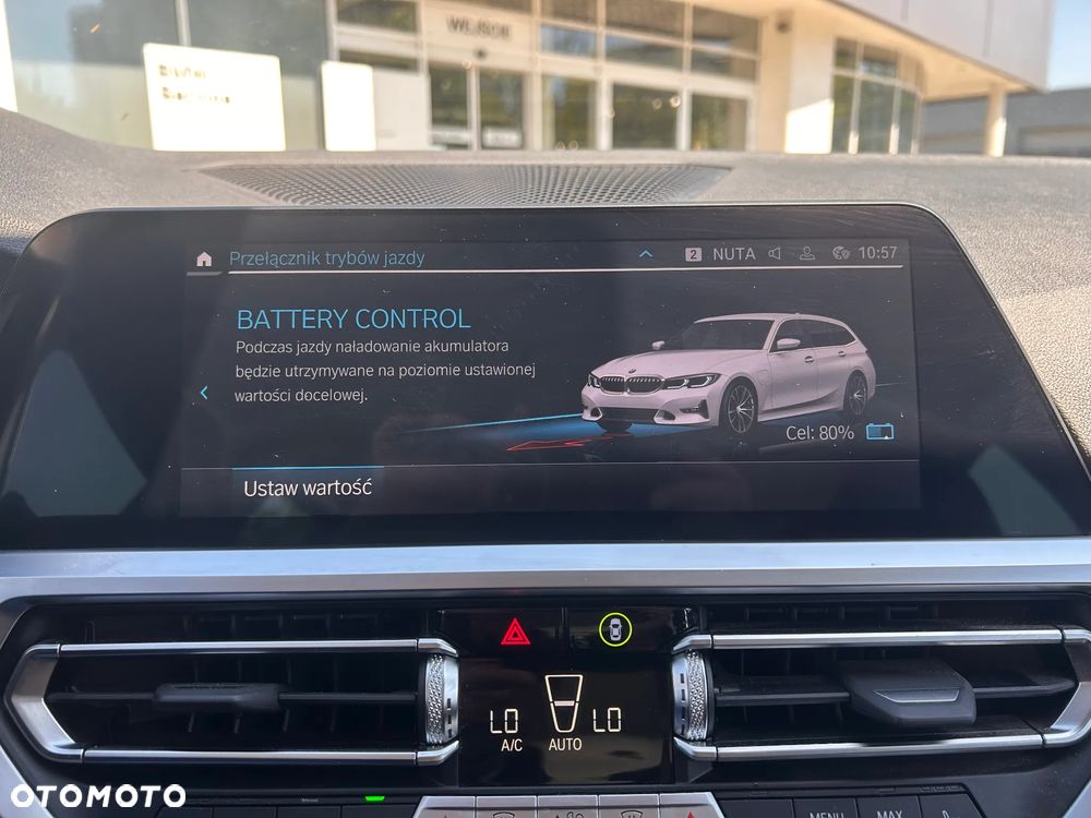 BMW Seria 3 320e xDrive Sport Line - 35