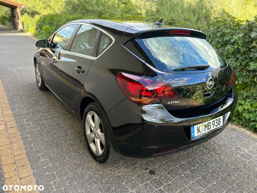Opel Astra 1.6 Edition Sport - 4