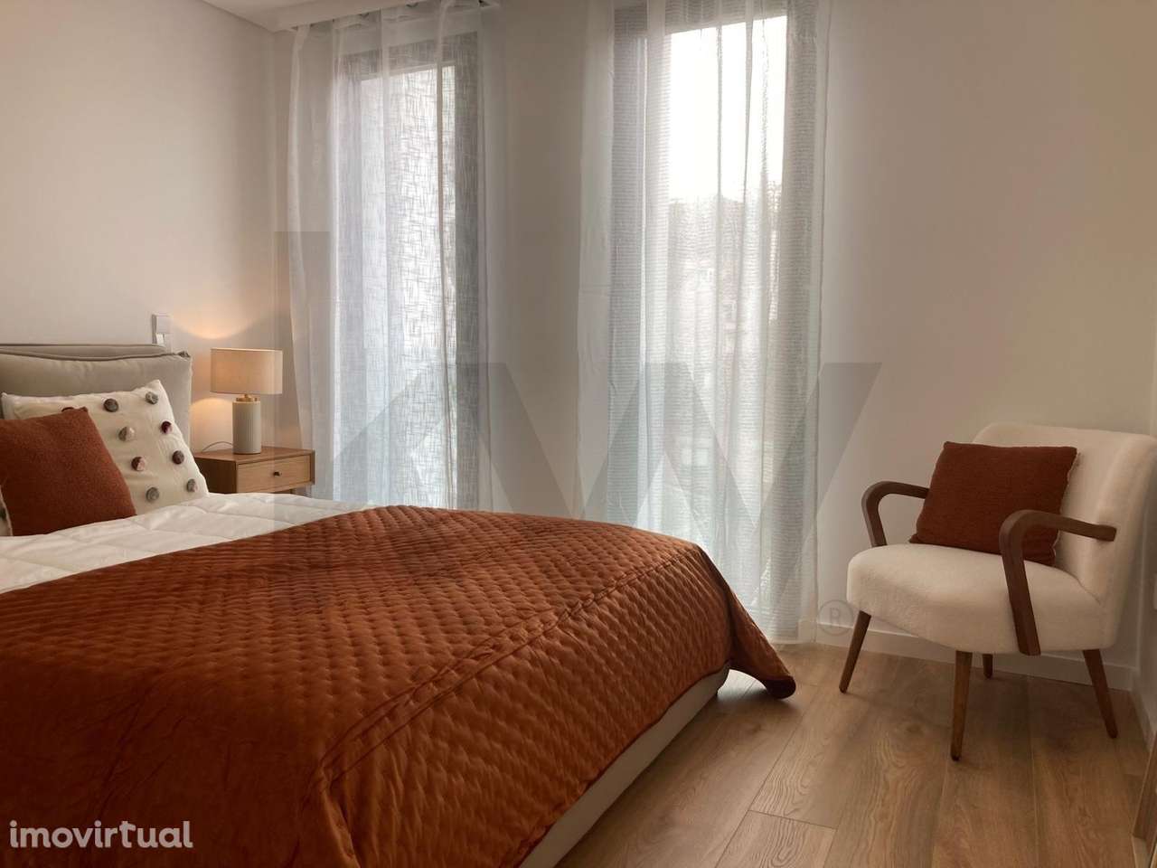 Apartamento T1 para arrendamento no Centro Porto - Grande imagem: 2/19