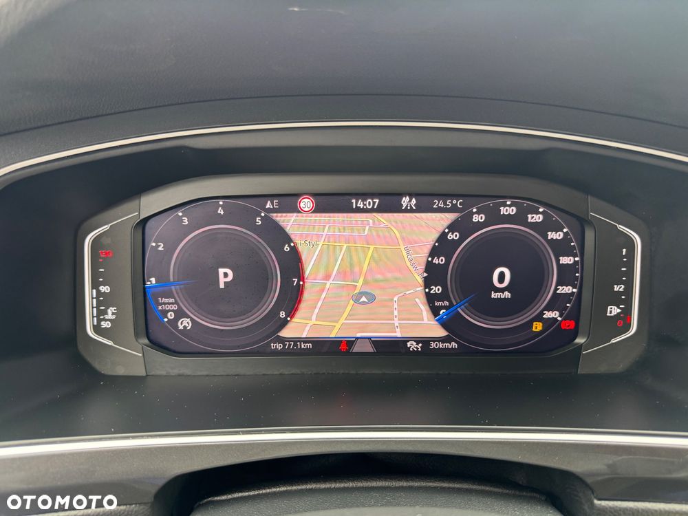 Volkswagen Tiguan - 33