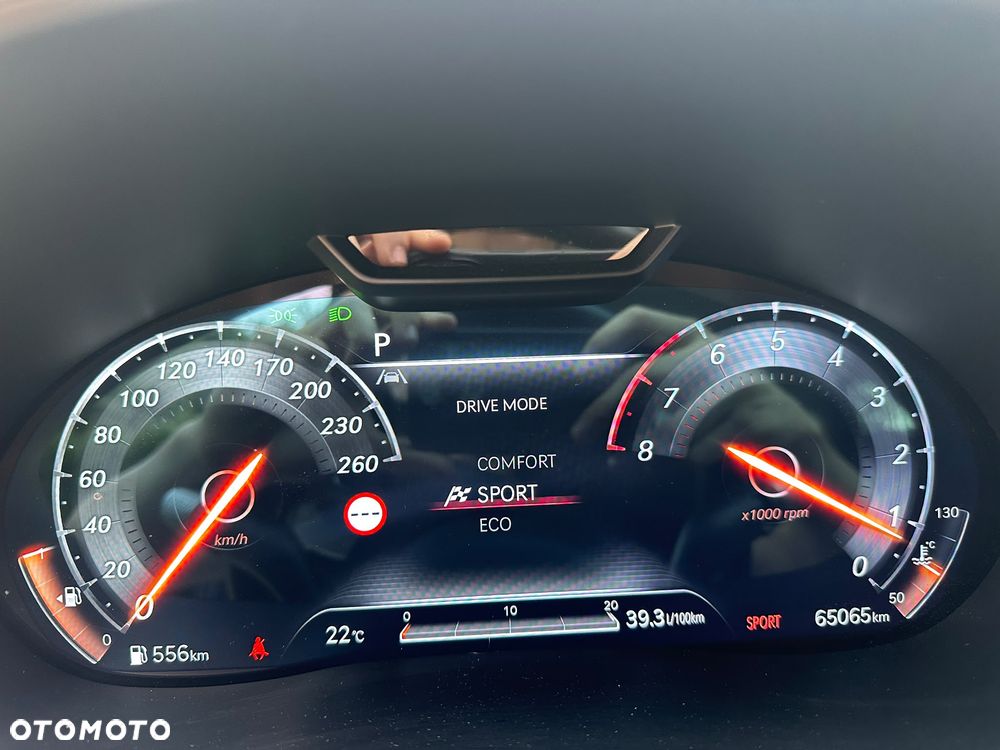 Genesis G80 - 16