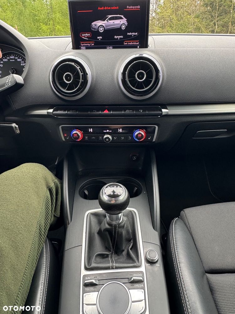 Audi A3 Sportback - 21