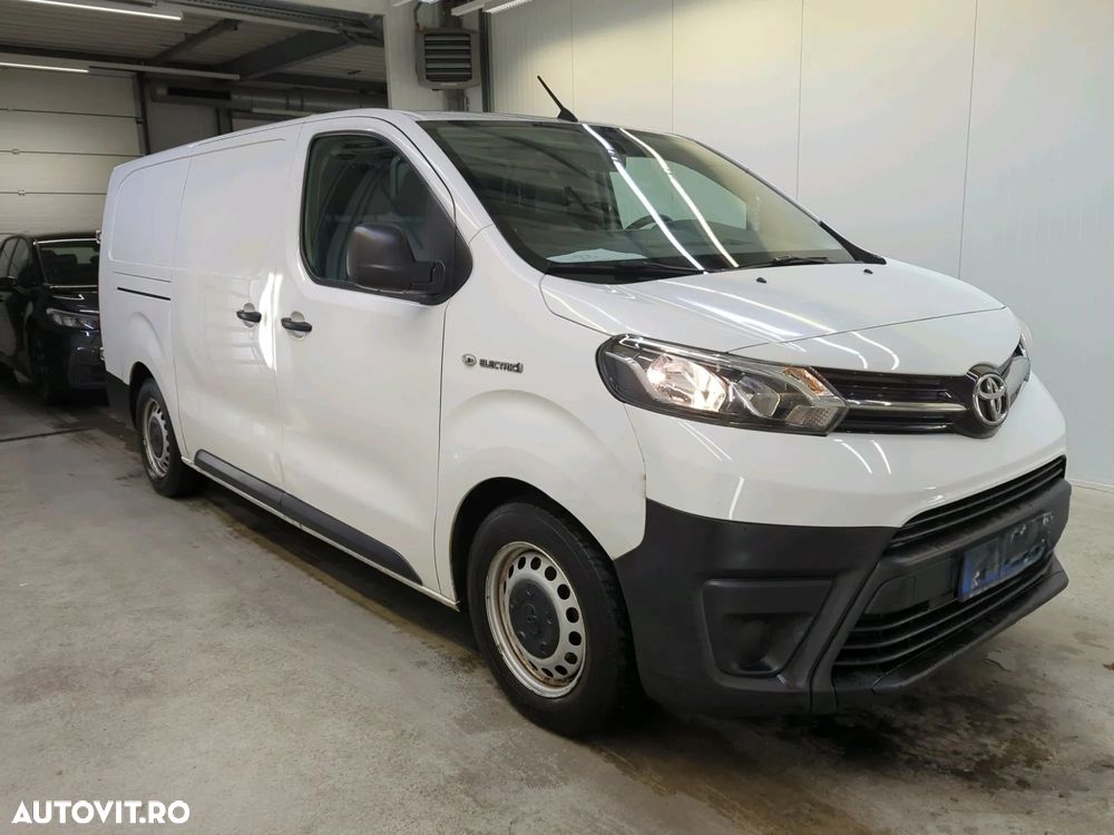 Toyota proace - 3