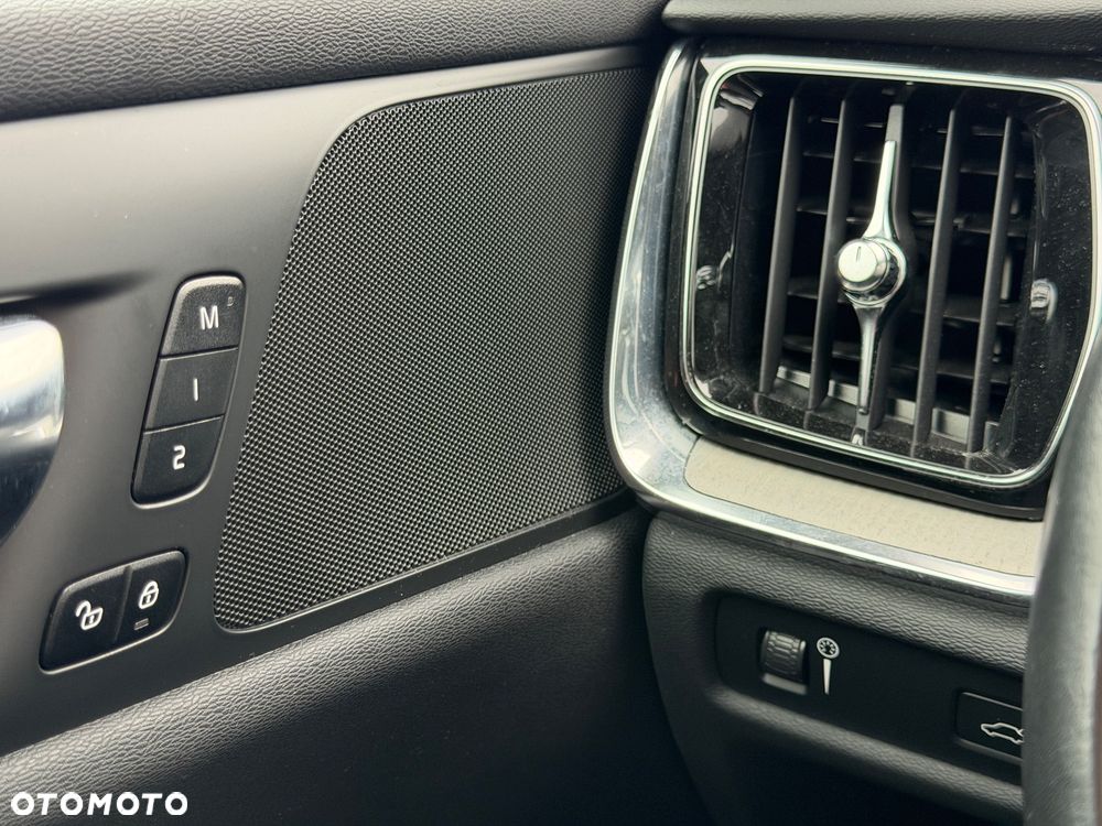 Volvo V60 B3 B DKG Inscription - 11