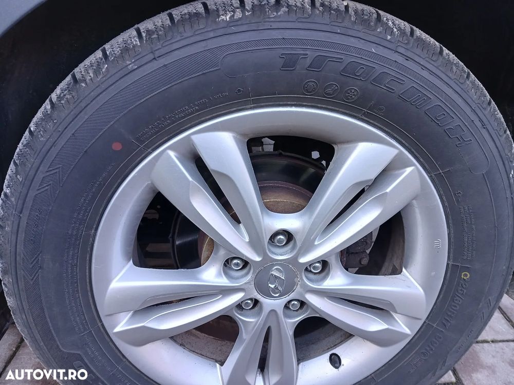 Hyundai ix35 2.0 CRDI 4WD Comfort - 13
