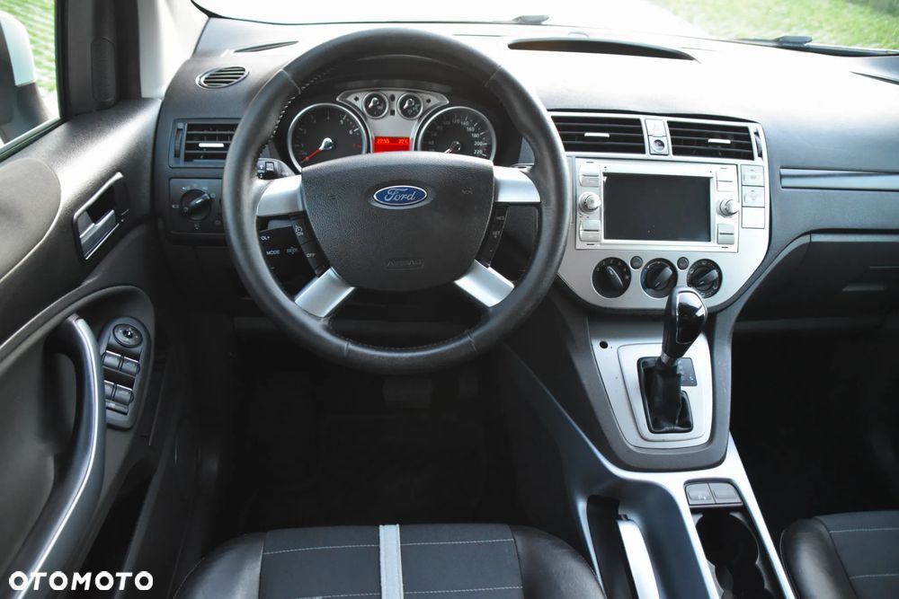 Ford Kuga 2.5 4x4 White Magic - 17