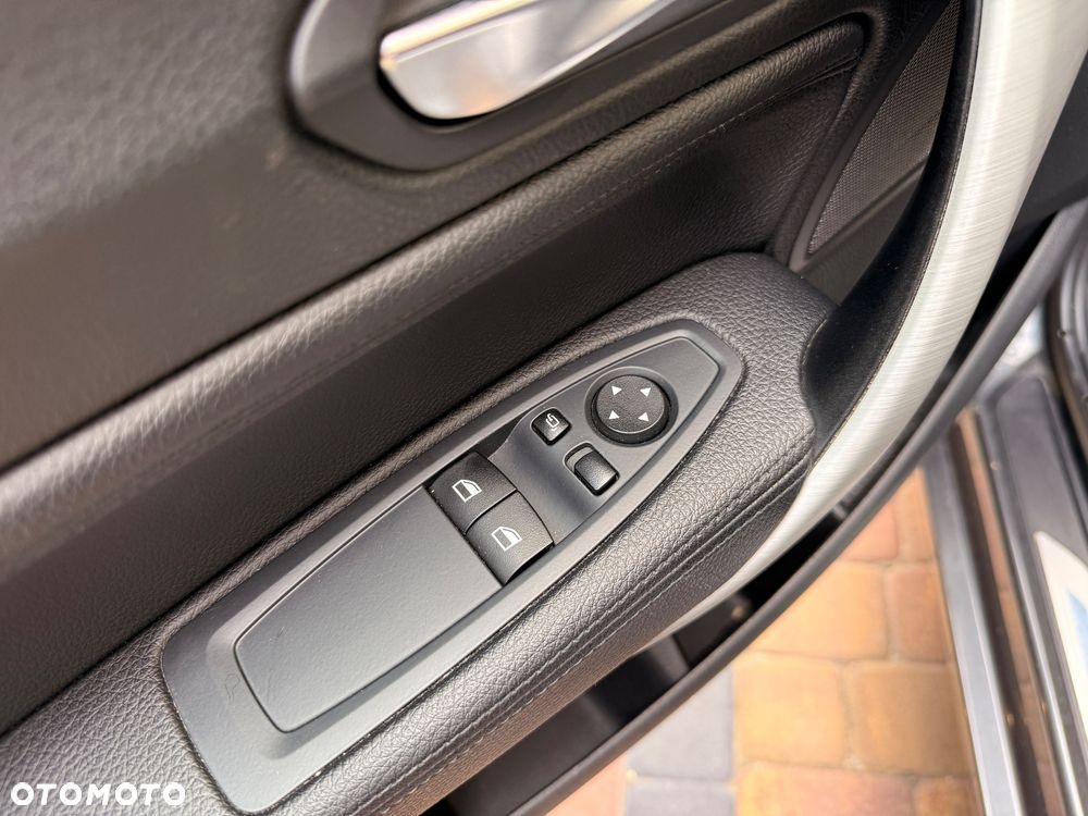 BMW Seria 2 220d Sport-Aut Sport Line - 21