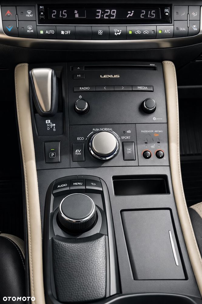 Lexus CT 200h Elegance EU6 - 30