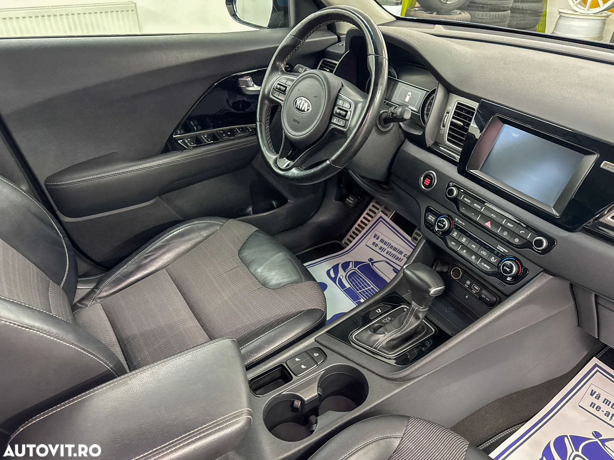 Kia Niro 1.6 GDI 6DCT HEV Premium - 6