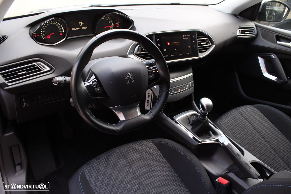 Peugeot 308 PureTech 130 GPF Stop & Start Style - 8