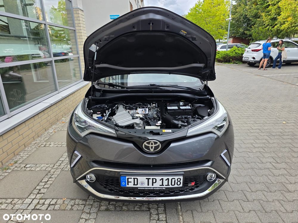 Toyota C-HR - 12