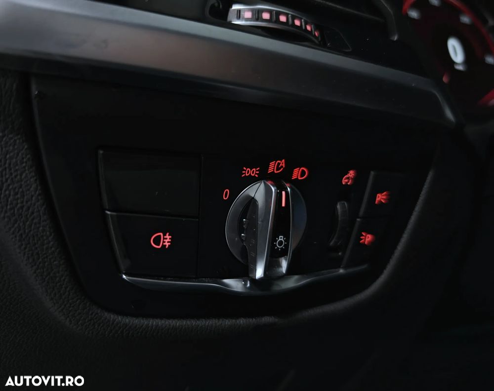 BMW X4 xDrive20i Aut. Advantage - 29