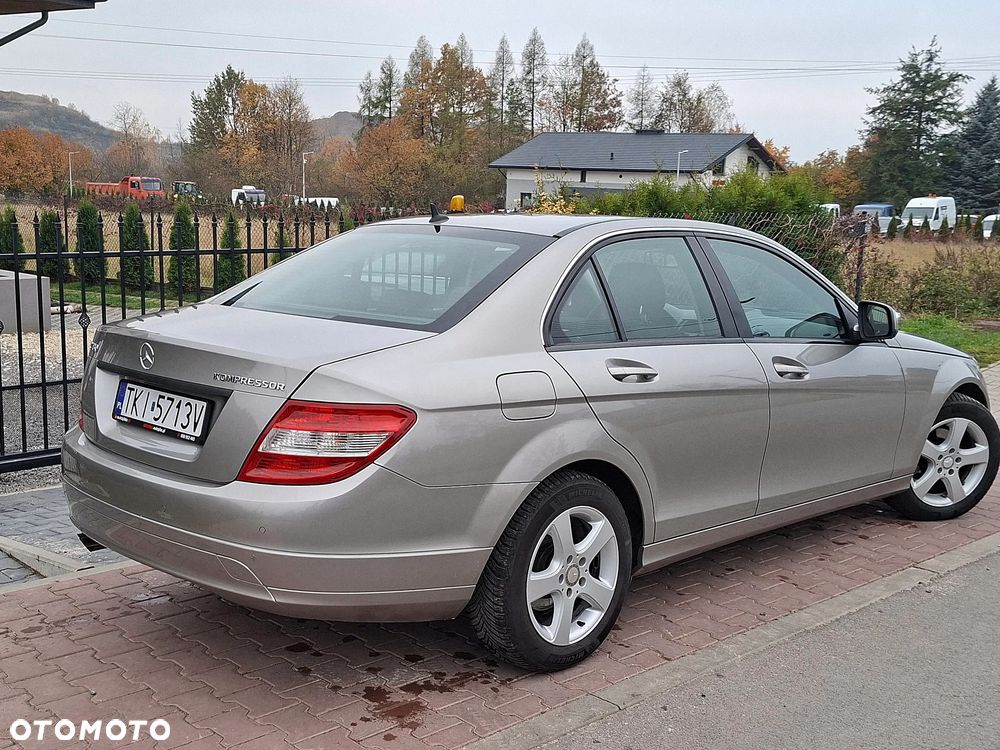 Mercedes-Benz C-Class 2008 photo 5