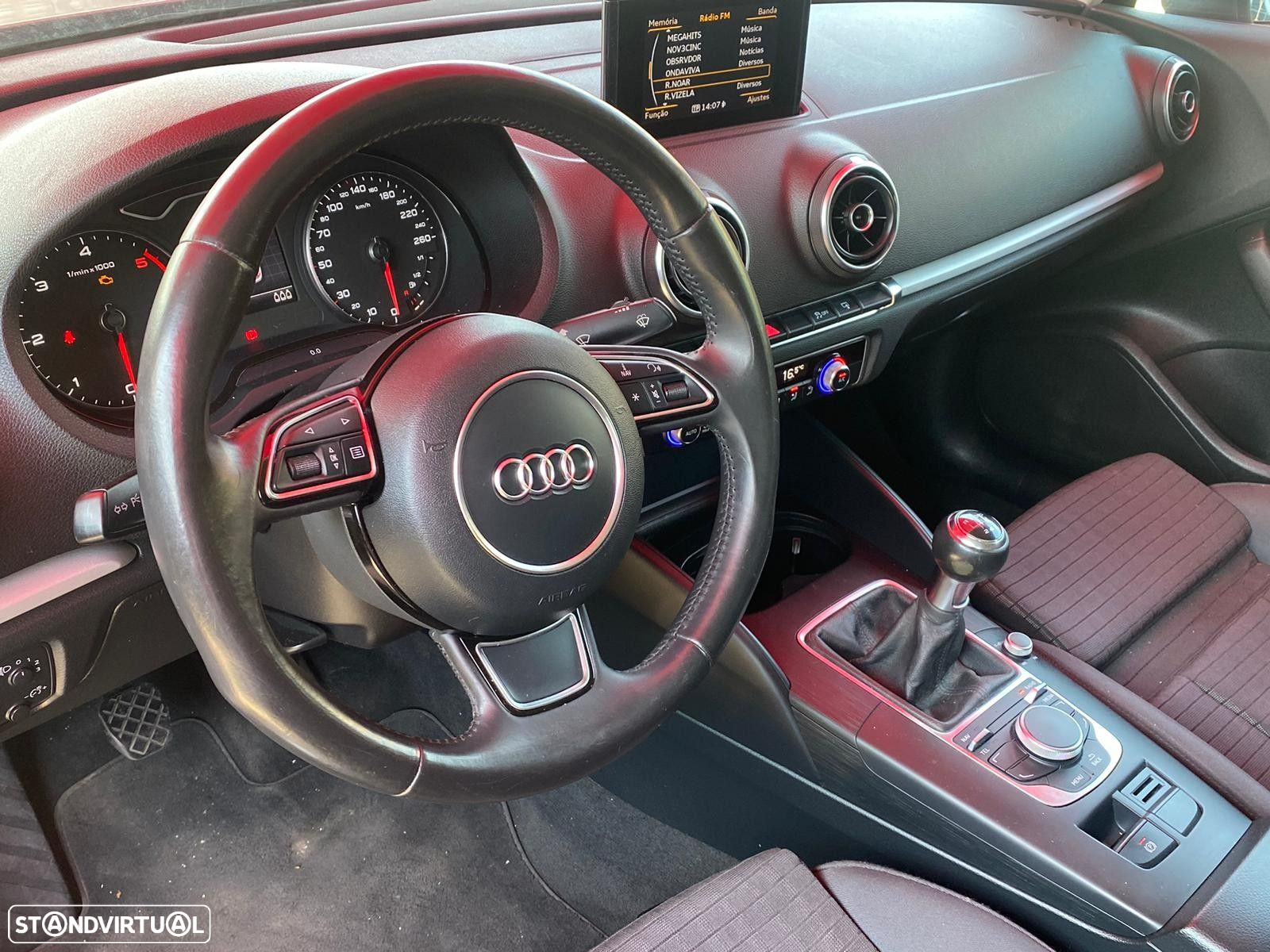 Audi A3 Limousine 1.6 TDI S-line - 9