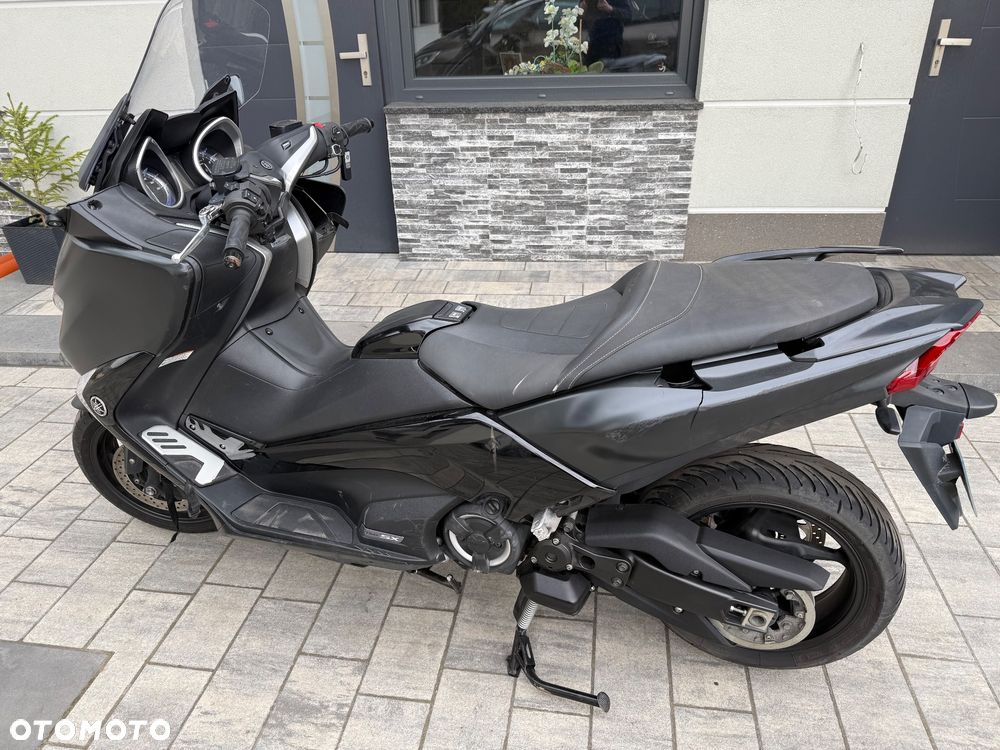 Yamaha Tmax - 7