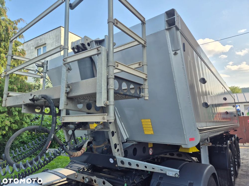 Schmitz Cargobull Waga: 5163kg SKI 24 SL 7.2 / z Niemiec / Podnoszona oś / Aluminiowa wywrotka / KOMPLET Z MAN TGX 470 - 14