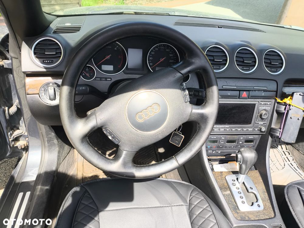 Audi A4 Cabrio - 4