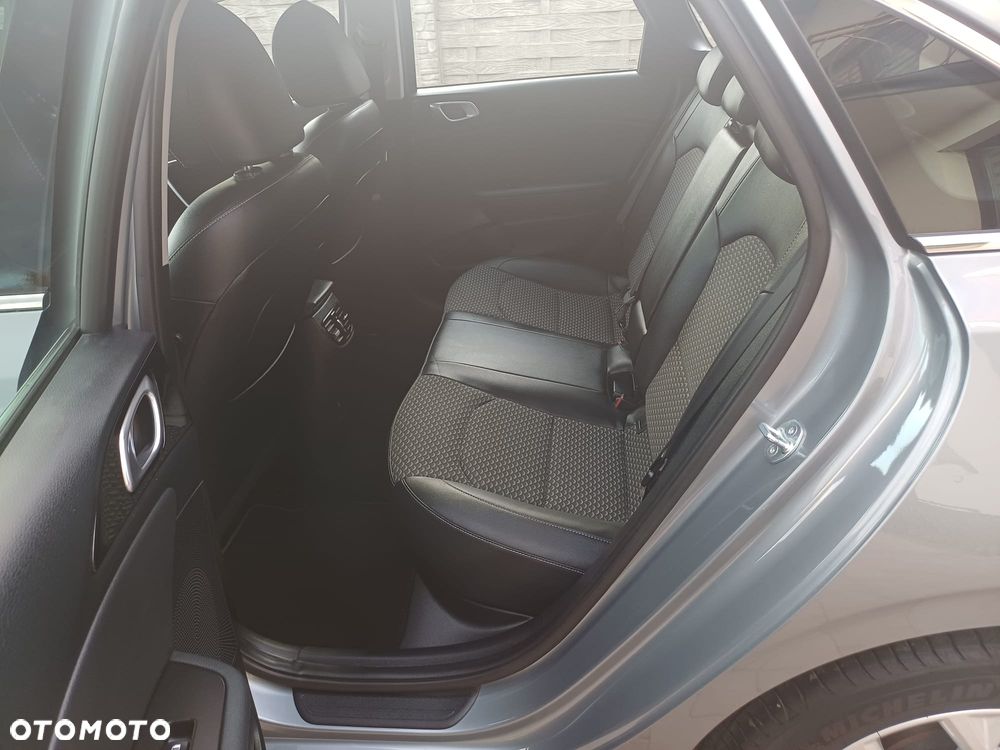 Kia Ceed 1.0 T-GDI 120 OPF Edition 7 - 24