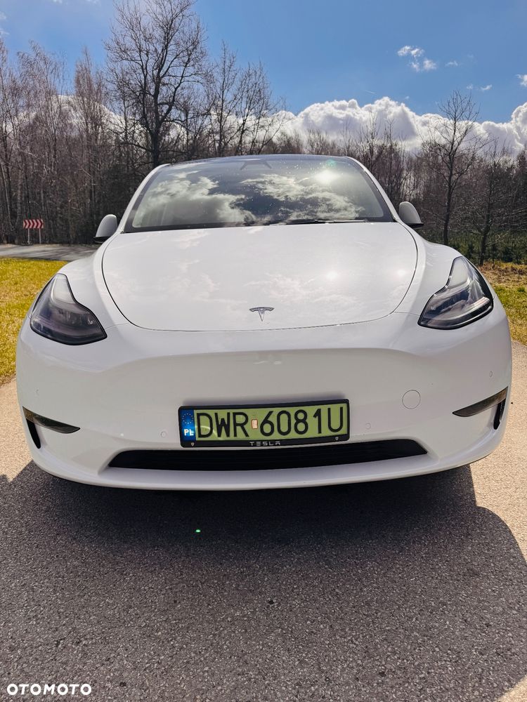 Tesla Model Y Long Range AWD - 9