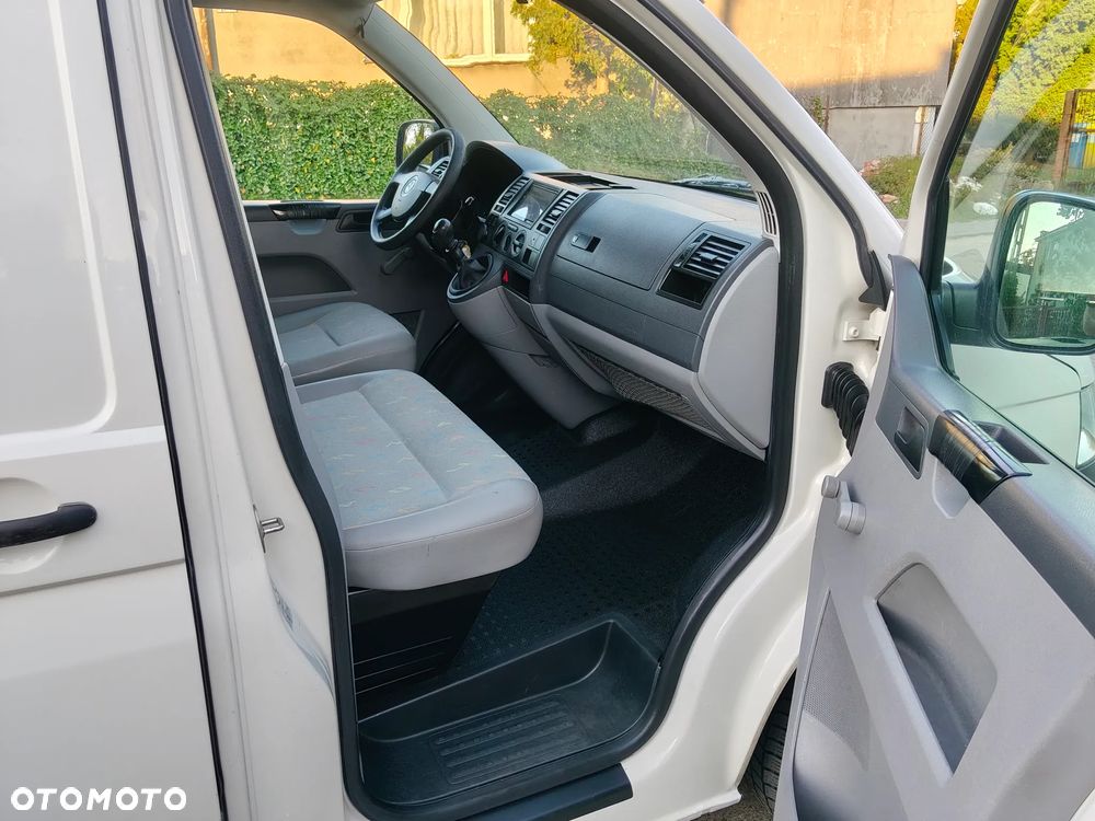 Volkswagen T5 - 8
