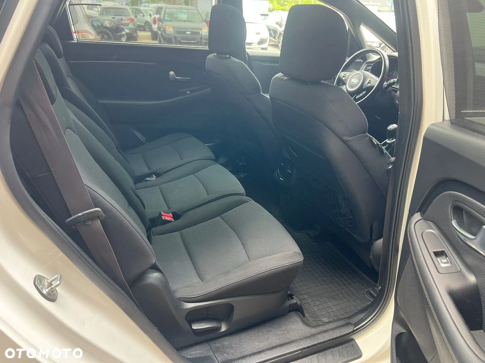Kia Carens 1.7 CRDi XL 7os - 21