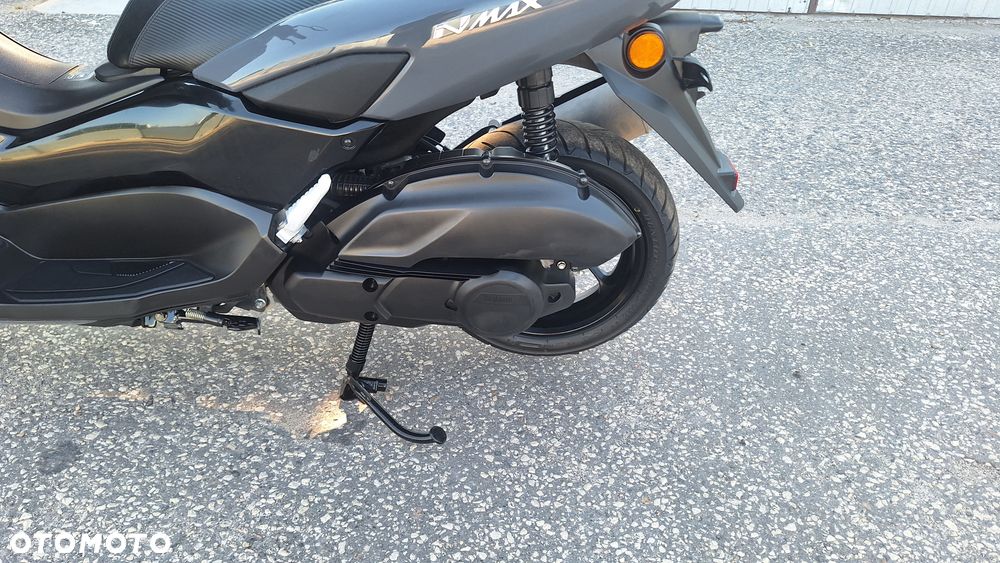 Yamaha NMAX - 7
