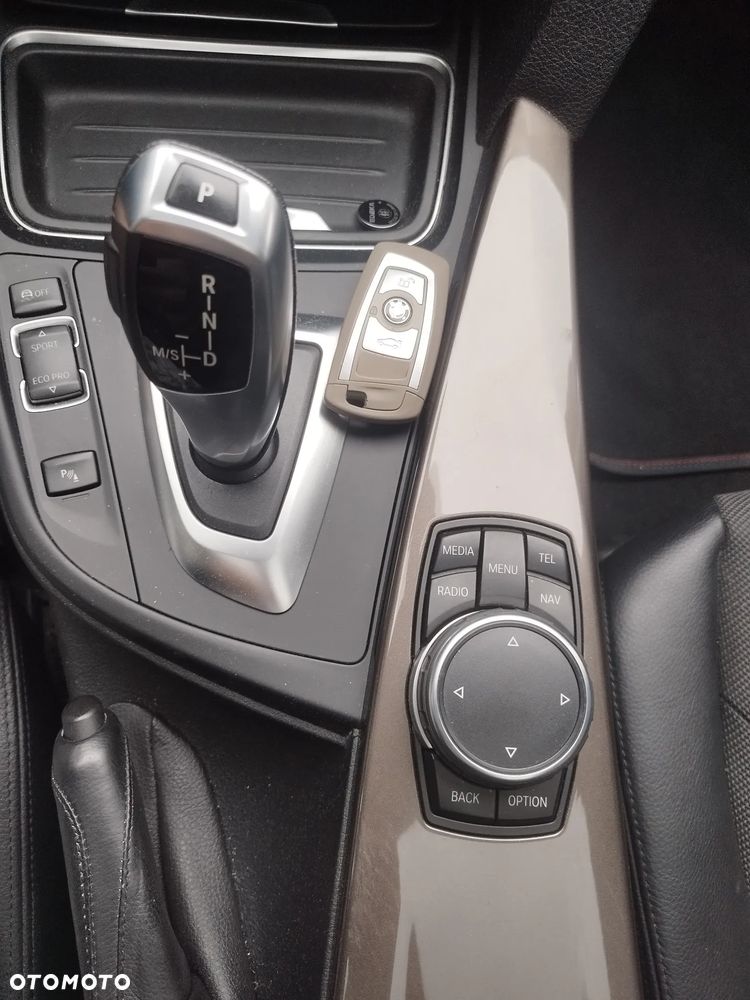 BMW Seria 3 320d Modern Line - 16