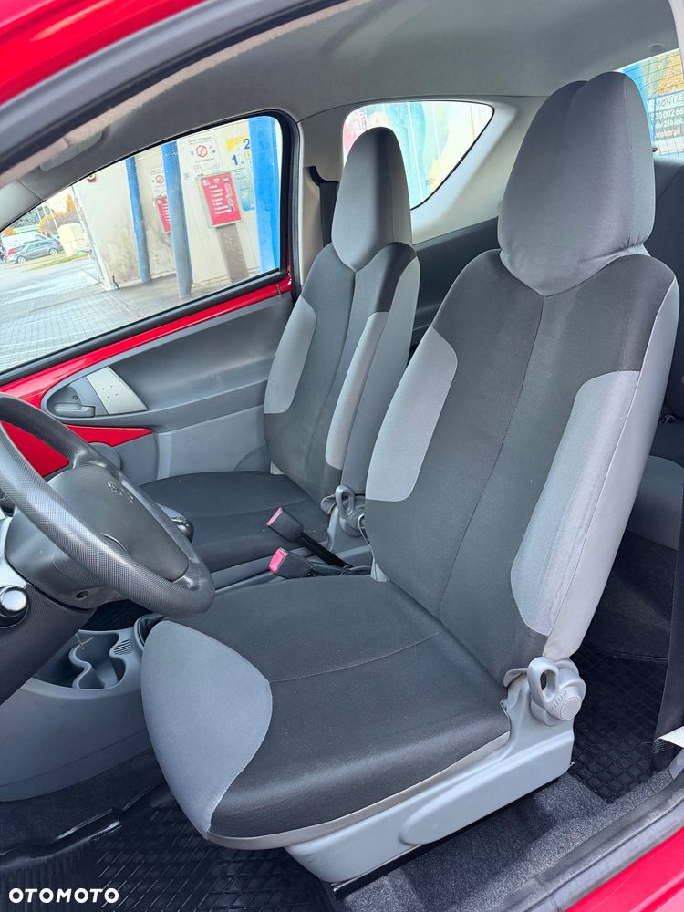 Peugeot 107 - 11