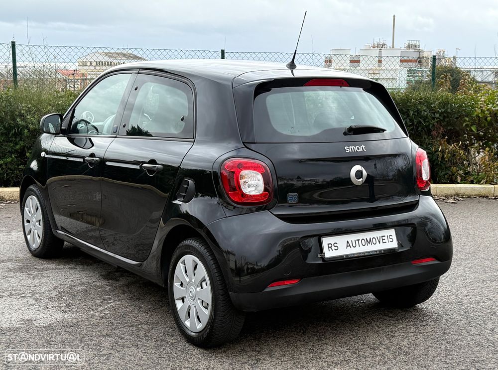 Smart ForFour EQ - 3