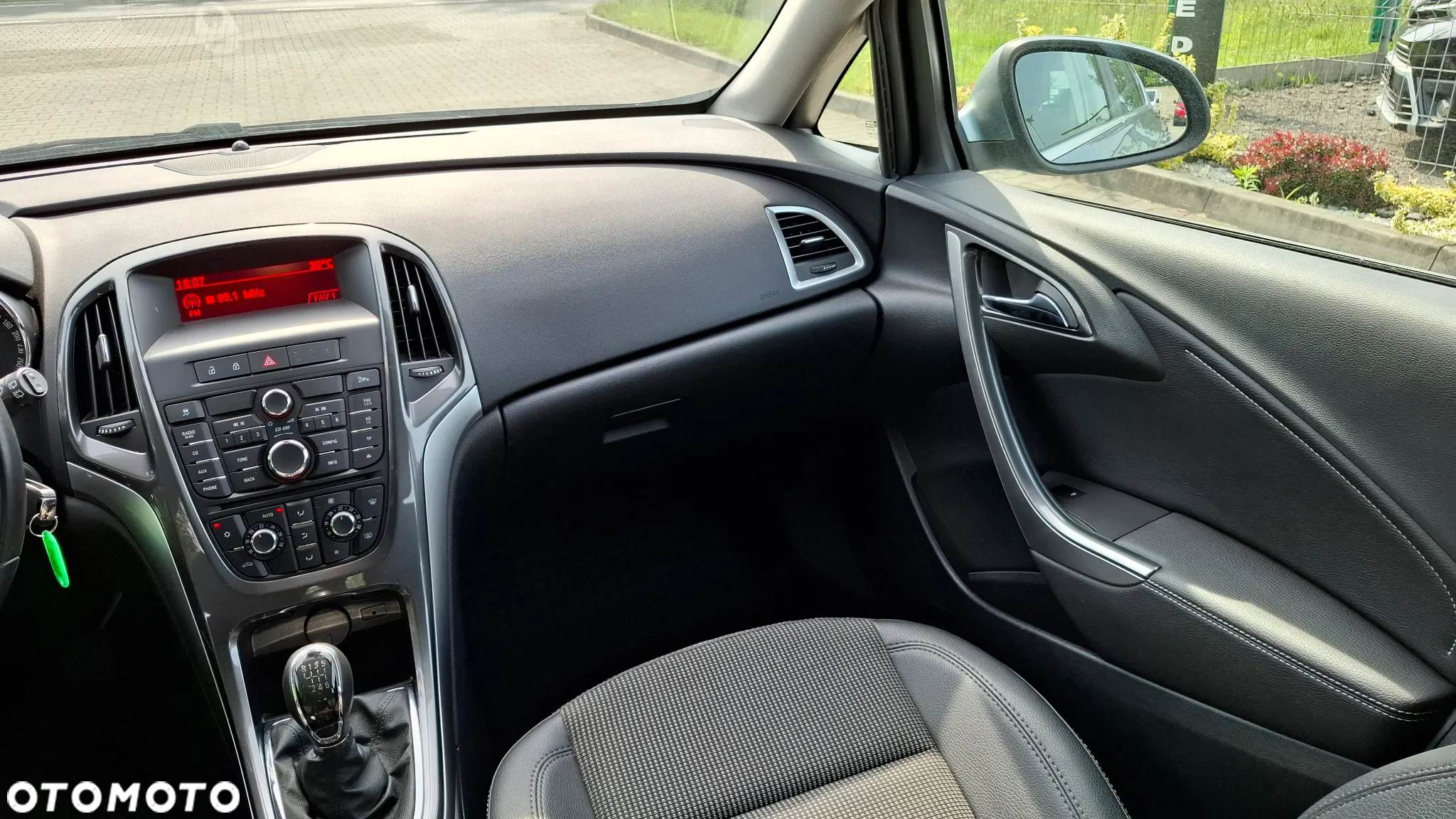 Opel Astra - 16